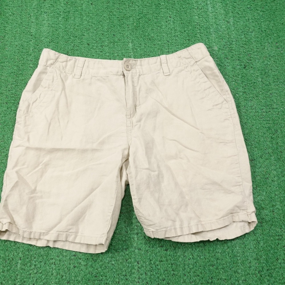 G.H. Bass & Co. Shorts Womens Size 6 Beige Chino Relaxed Fit 31 Waist 7.5 Inseam